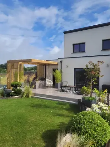 terrasse bois sur mesure Bains-sur-Oust-1